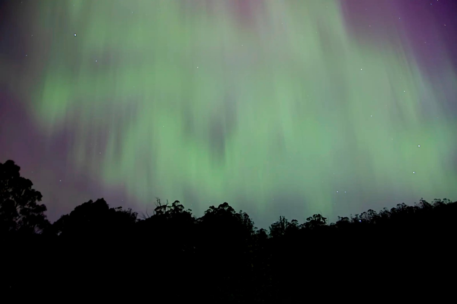 My introduction to photographing the Aurora Australis Tasmania
